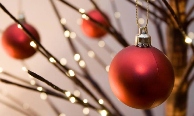 Five Ways to Save on Holiday Decorations