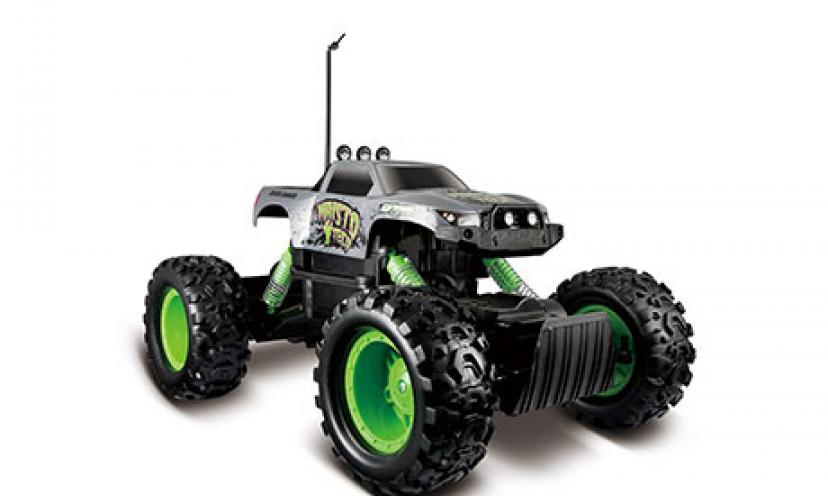 Save 52% Off on Maisto R/C Rock Crawler Radio Control Vehicle!