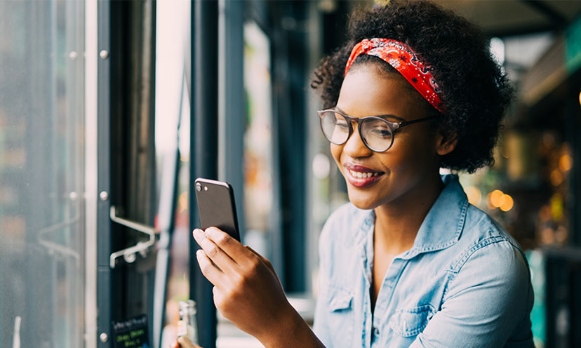 9 Useful Smartphone Apps That Can Help You Save