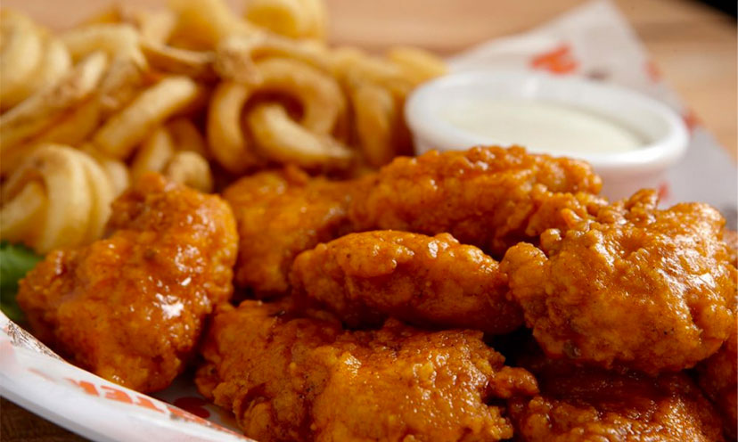 Get FREE Boneless Wings at Hooters! – Get It Free